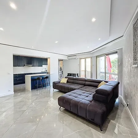 Apartment L'empire *