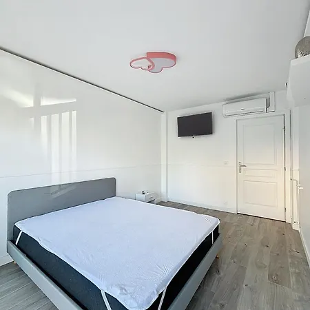 Apartment L'empire